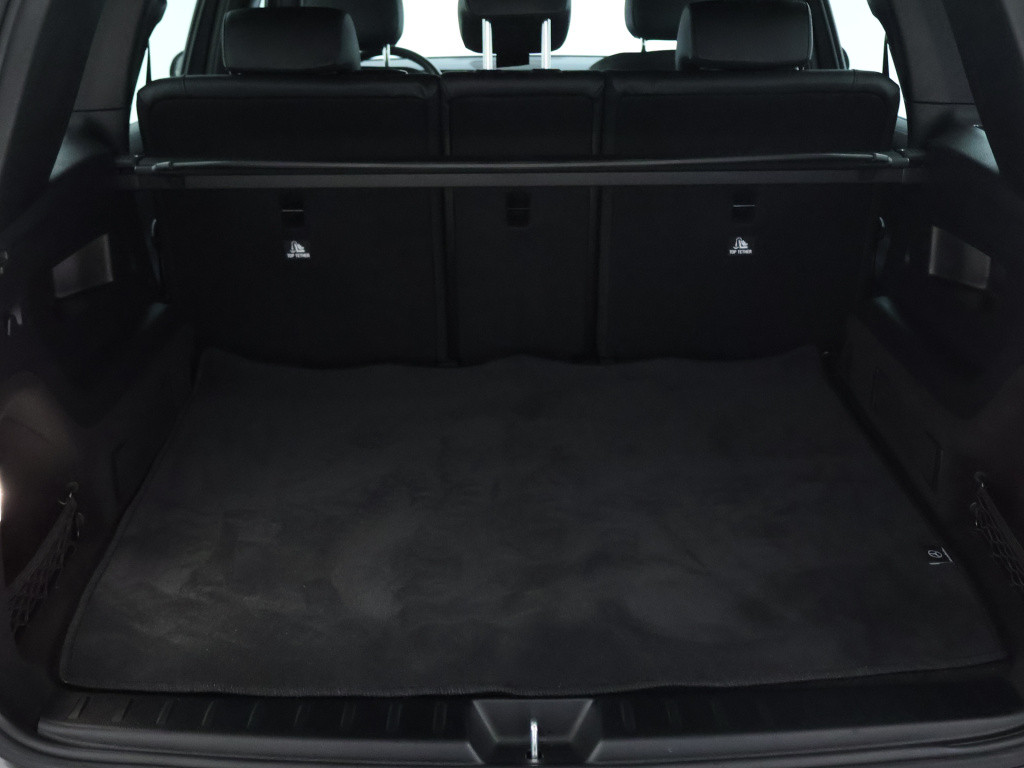 Mercedes-Benz Glb 180 business solution luxury | trekhaak | sfeerverlichtin