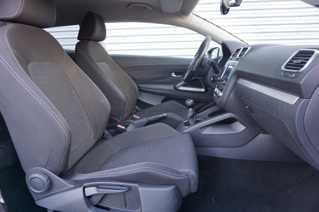 Volkswagen Scirocco 1.4 tsi airco / navi / cruise / elektr. ramen / sportui