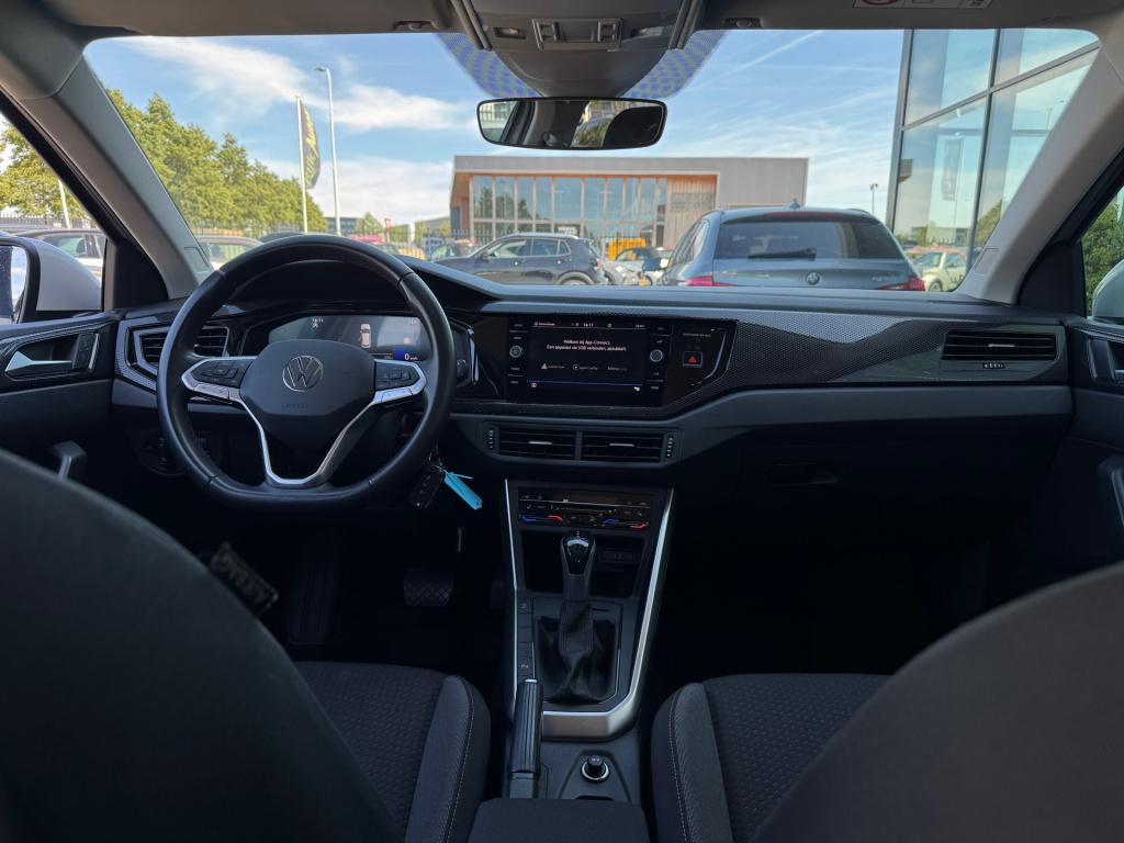 Volkswagen Taigo 1.0 tsi life business * carplay * stoelverwarming * pdc 2x