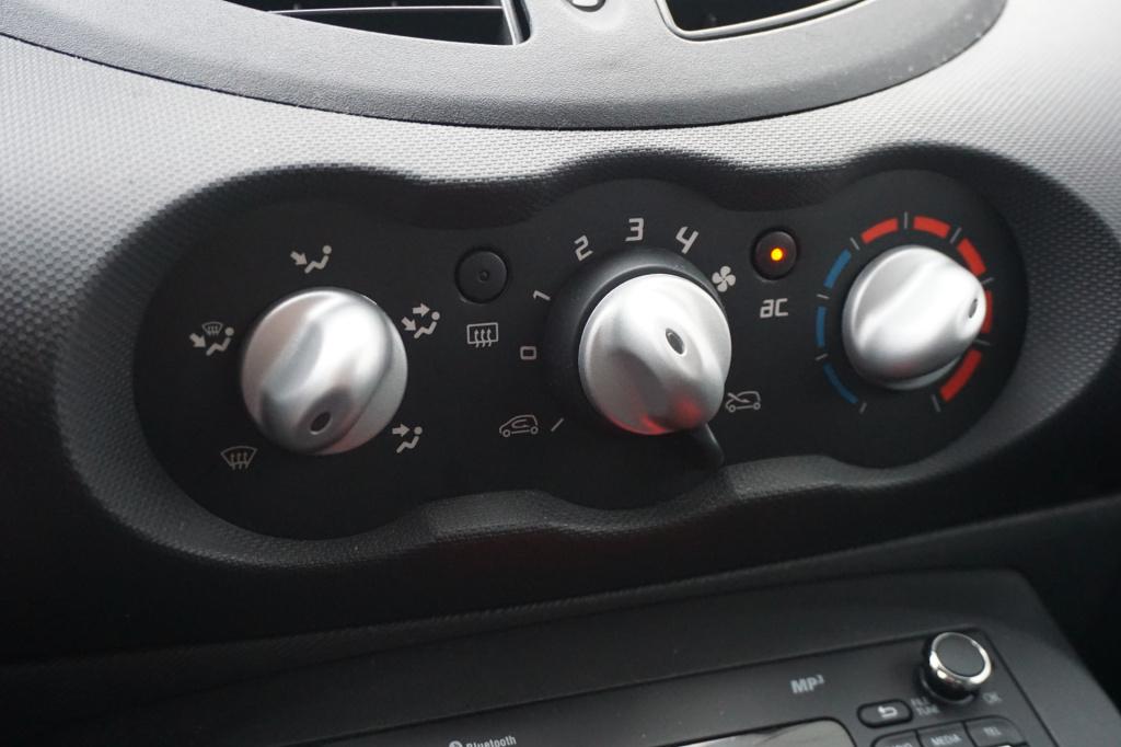 Renault Twingo 1.2 16v collection airco / cruise / elektr. ramen / nap