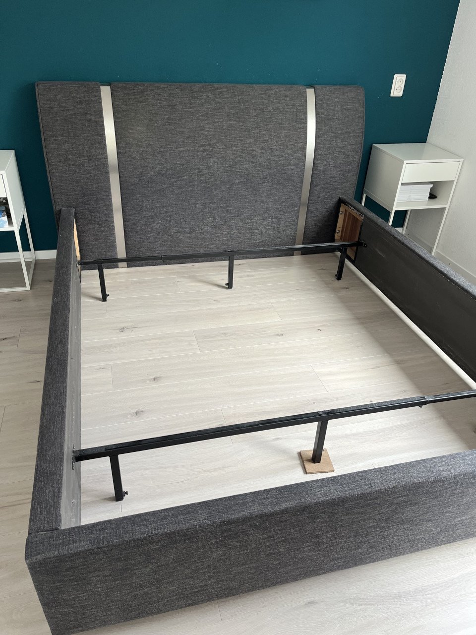 Bedframe 160x200