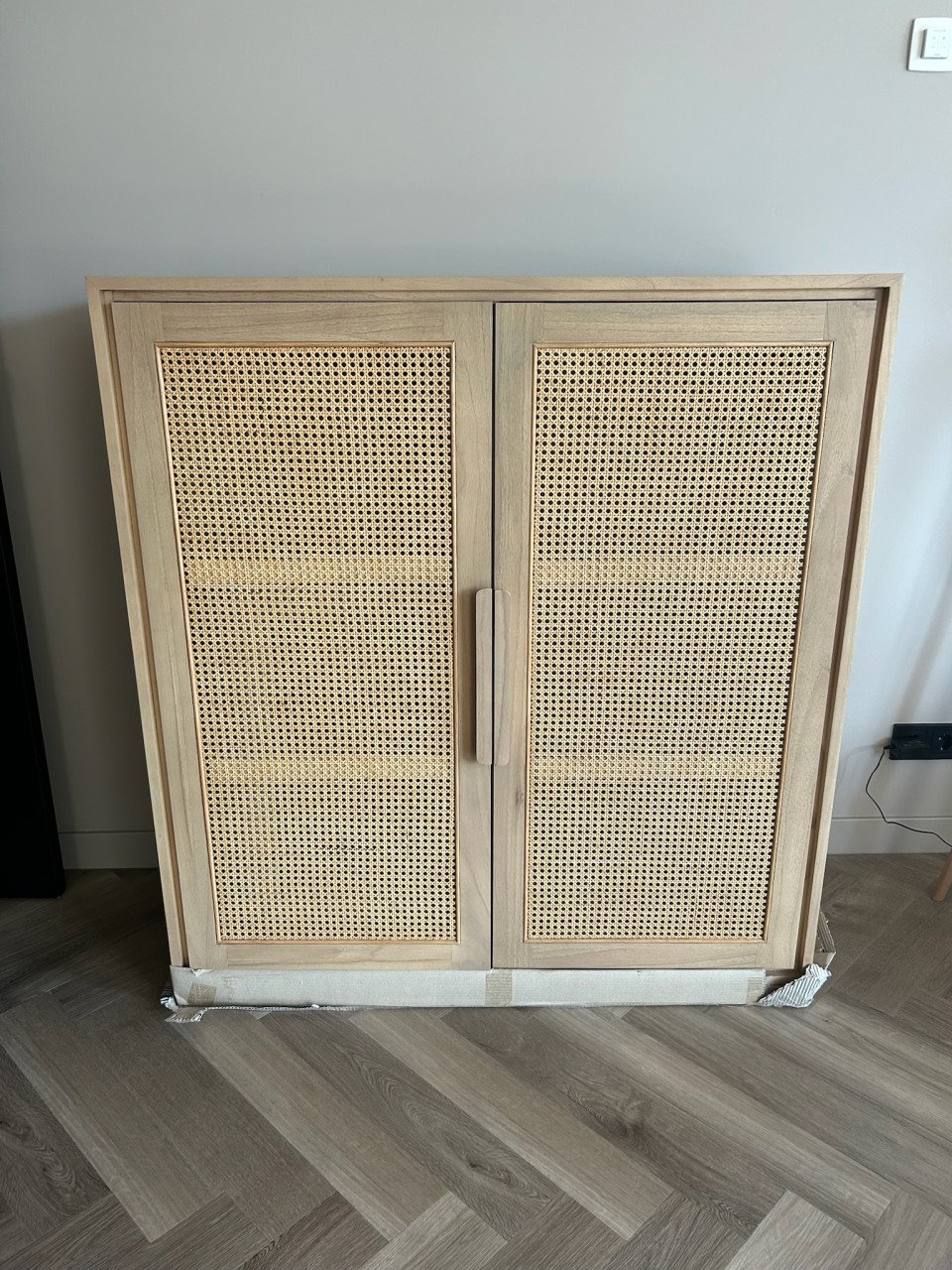 Nieuwe Scandinavische  webbing ,garderobe kast ,opbergkast