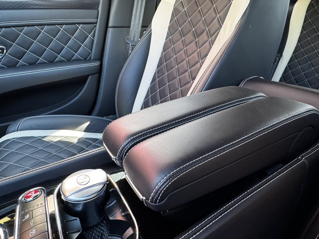 Bentley Flying Spur 6.0 w12 s | convenience-pakket | massage | nieuwstaat!