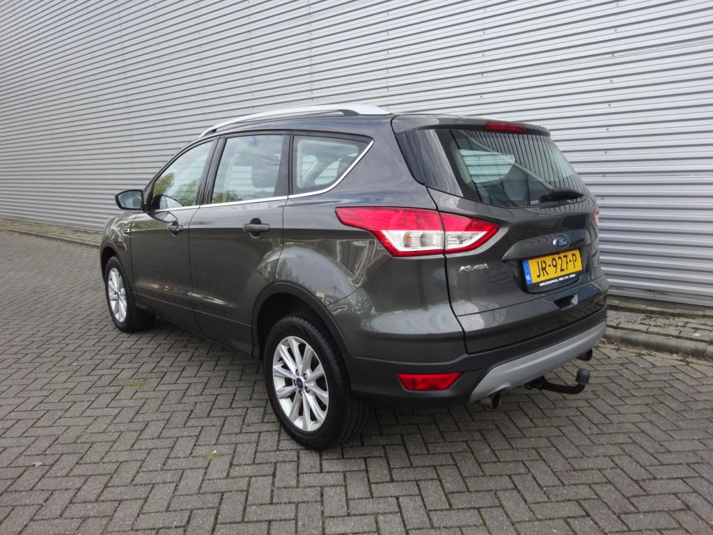 Ford Kuga 1.5 titanium climate / navi / cruise / camera / parkeers. / stoel