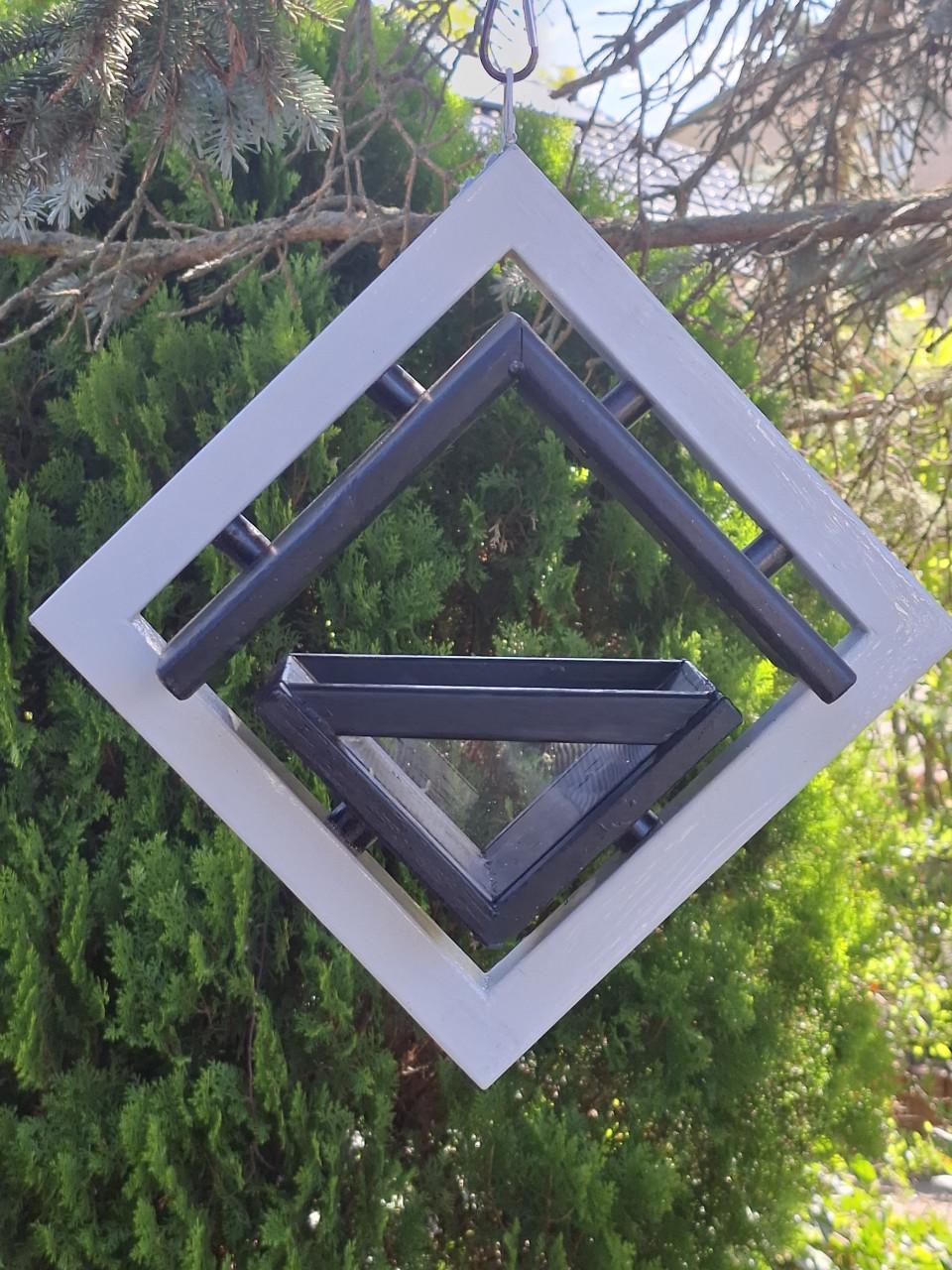 Vogelvoederhuisje (hangendmodel)