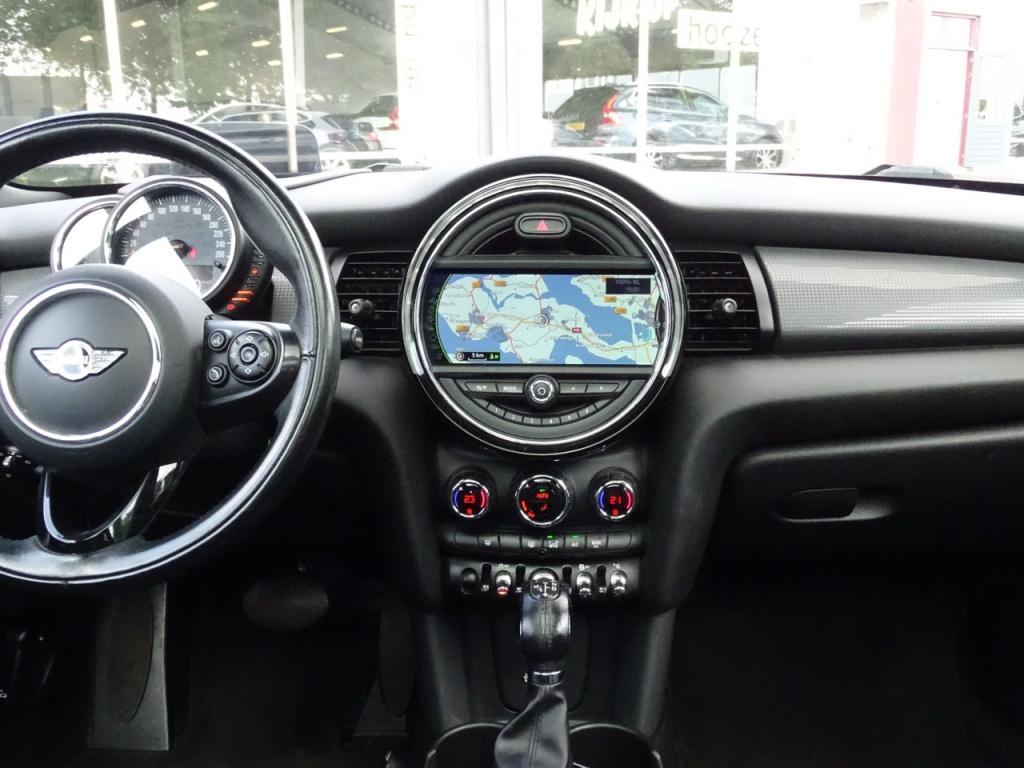 Mini Cooper mini 1.5 chili automaat | hud | pano | led