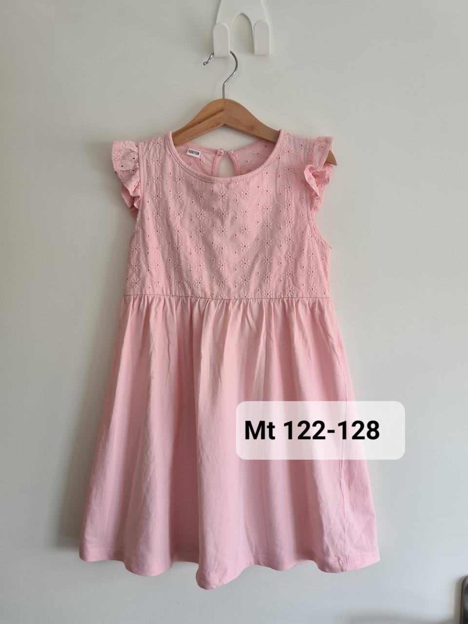Licht roze jurkje met broderie  Maat 122-128