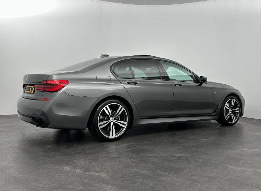 BMW 7 Serie 730d high executive m-pakket hud soft 360