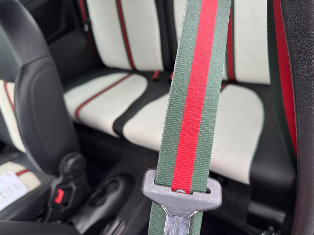 Fiat 500 C by gucci * leder * 16 inch * pdc * clima * nap