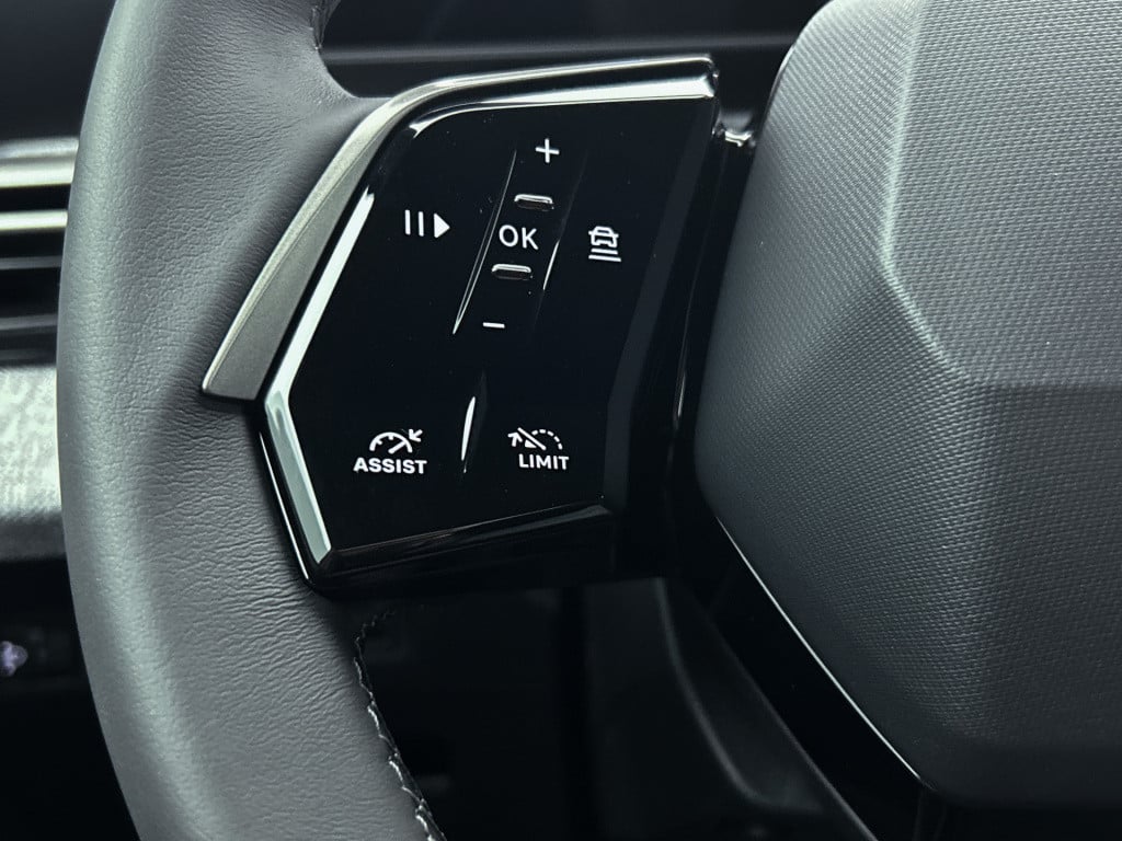 Peugeot E-3008 allure avantage 73 kwh