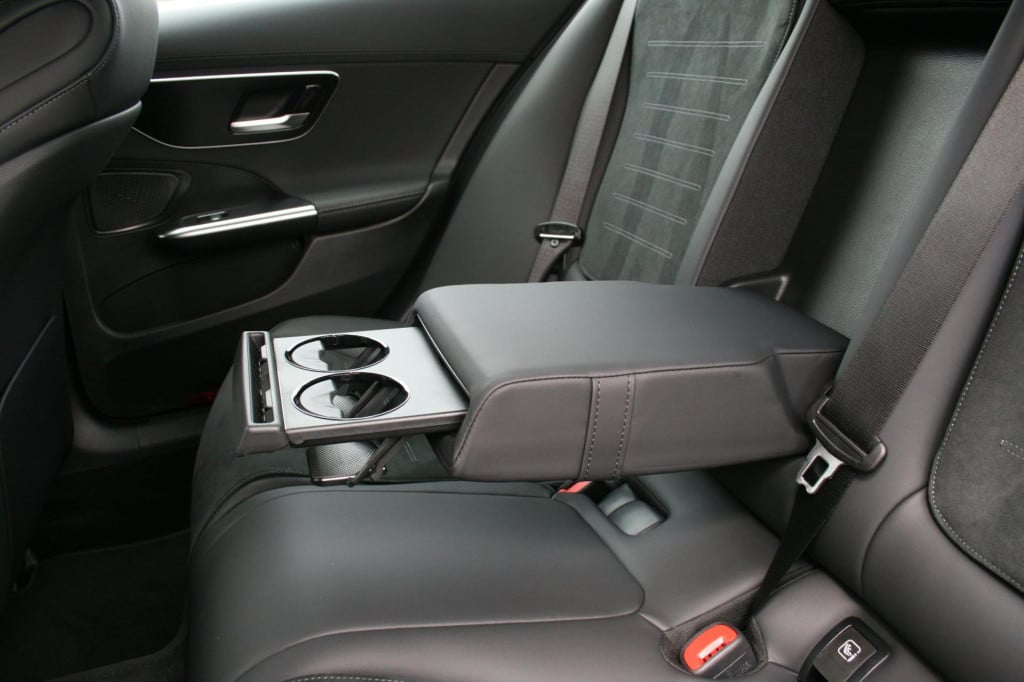 Mercedes-Benz C-Klasse 200 amg line
