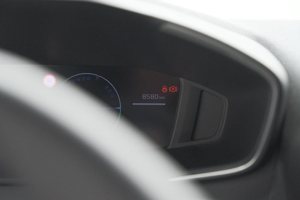 Peugeot E-2008 ev allure avantage 54 kwh | 11 kw lader | apple carplay | pa