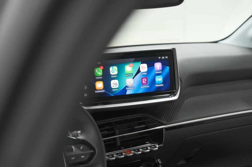 Peugeot 208 1.2 hybrid 110 e-dcs6 allure | apple carplay | parkeersensoren 
