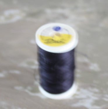 Klos garen zwart handgaren kleiner