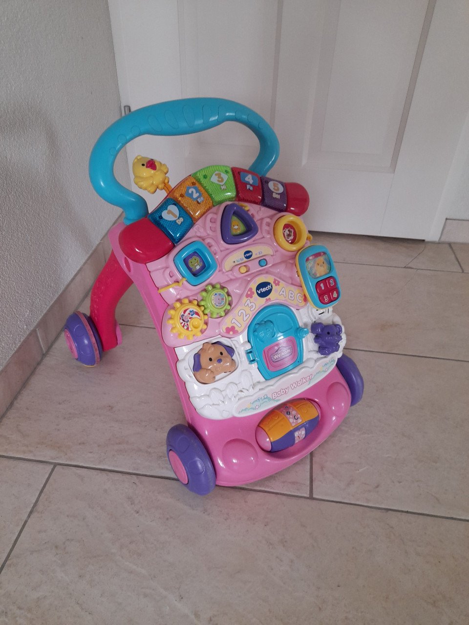Baby walker met licht en geluid (in goede staat )