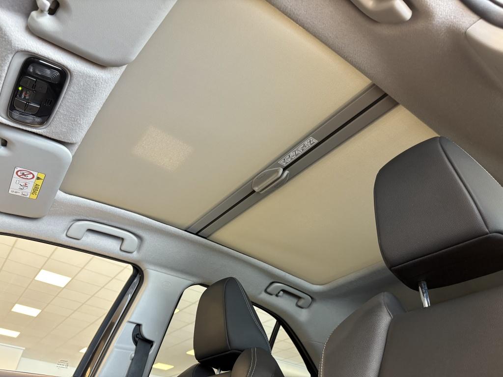 Toyota Yaris Cross 1.5 hybrid executive| 360camera| trekhaak| stoel.verw| a