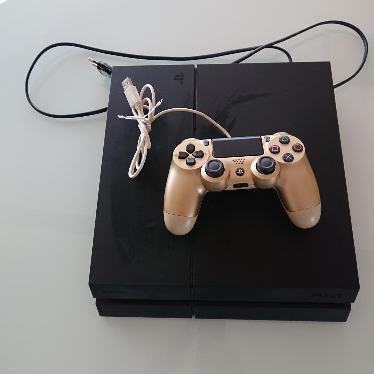 PS4 1TB incl. 4 games