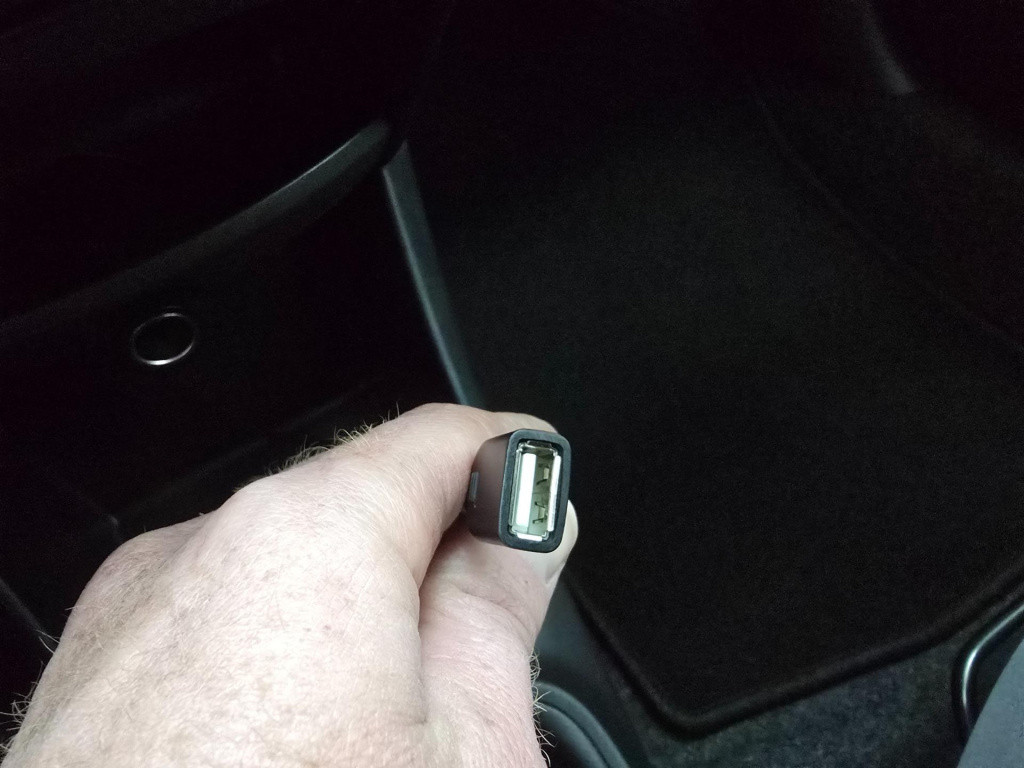 Peugeot 107 occasion 1.0 met carplay radio! | tweedehands peugeot 107 in zw