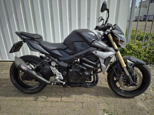 Suzuki GSR750 uit 2016, stoere naked bike