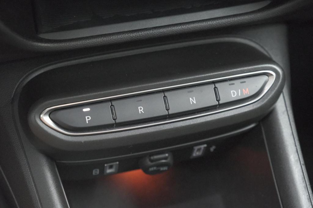 Fiat 600 1.2 hybrid 110 urban | camera | dodehoekdetectie | keyless | apple