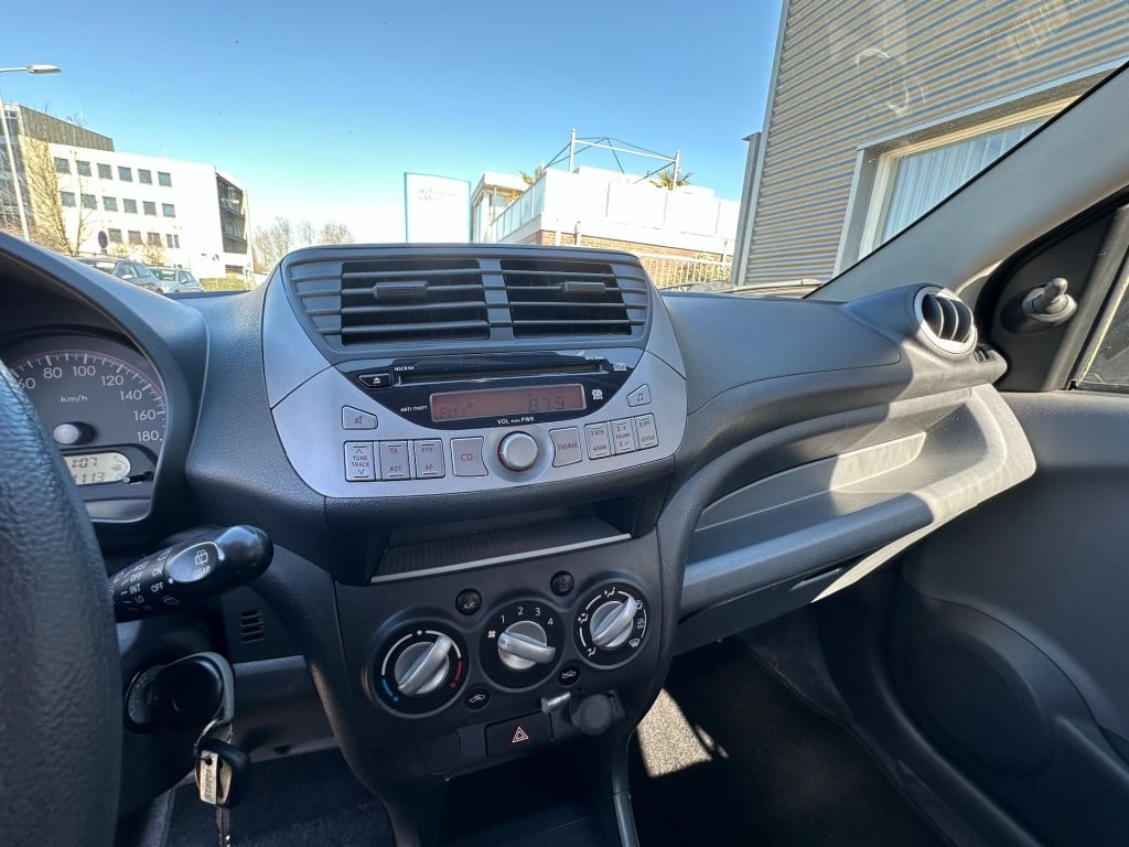 Suzuki Alto 1.0 exclusive vvt elec. ramen airco nieuwe apk