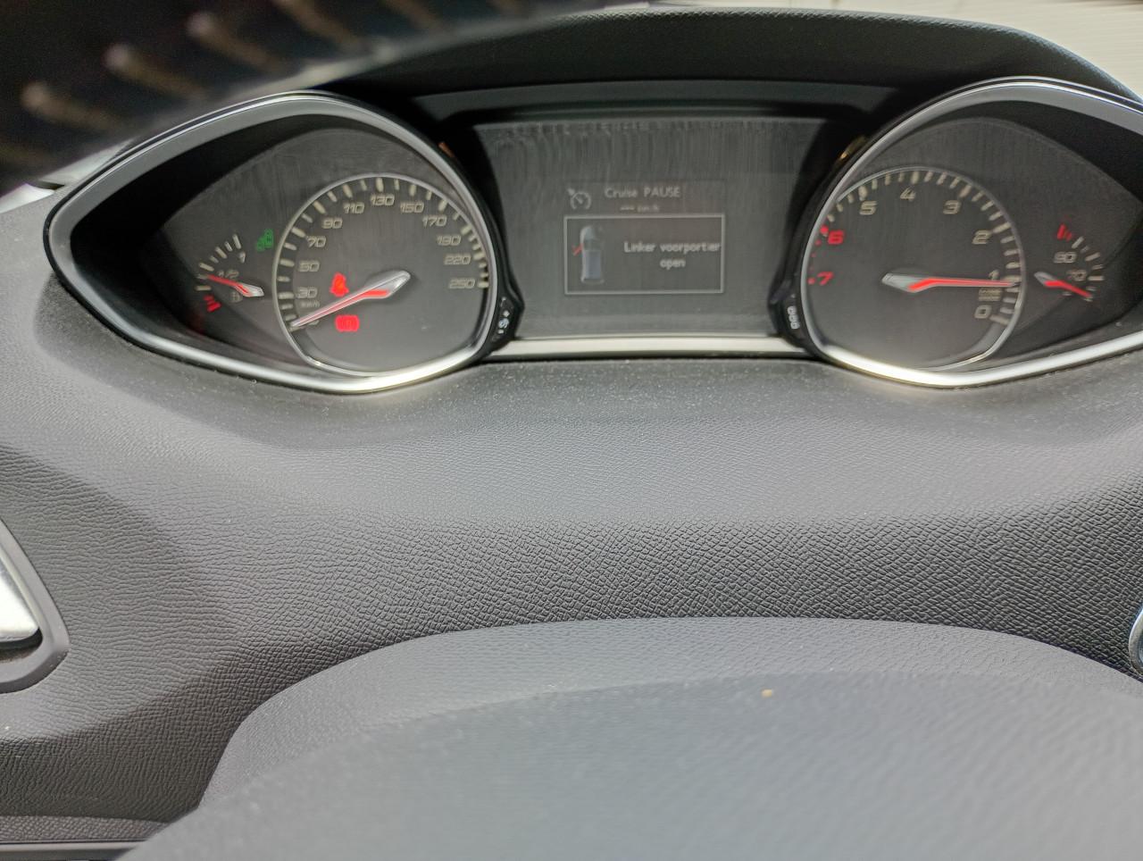 Peugeot 308 1..2