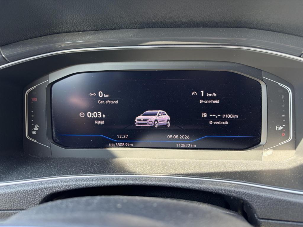 Volkswagen T-roc 1.5 tsi sport dsg virtuele cockpit |navigatie|trekhaak