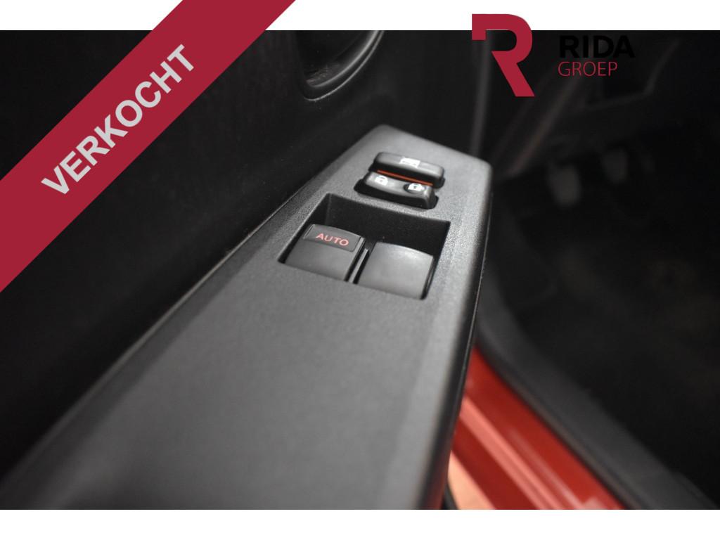 Toyota Yaris 1.0 vvt-i now 5 deurs|verkocht