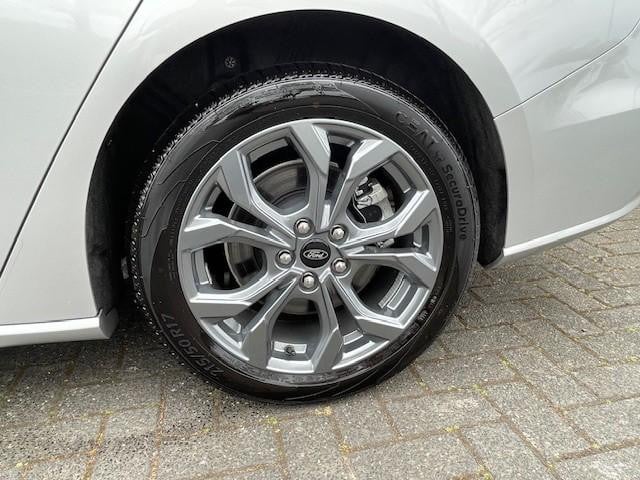 Ford Focus wagon ecoboost hybrid st line | navigatie | clima | led