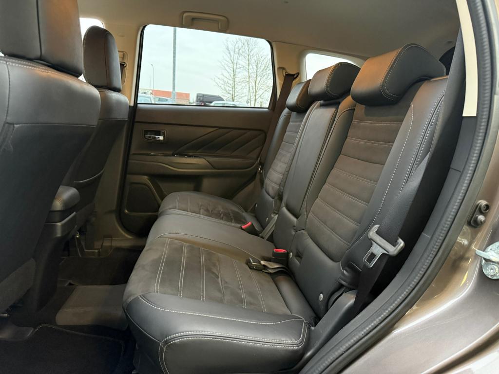 Mitsubishi Outlander 2.0 phev premium