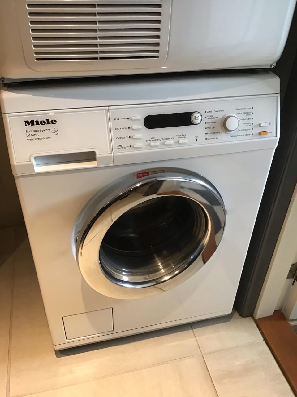 Miele W 5821 softcare wasmachine