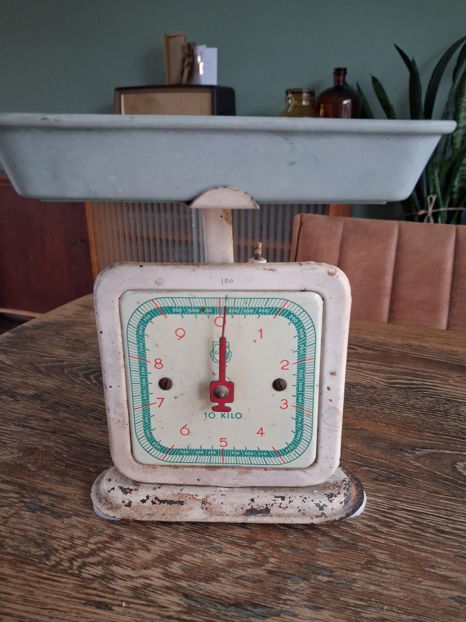 Oud weegschaaltje