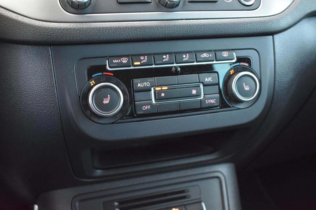 Volkswagen Tiguan 1.4 tsi r-line lm | trekhaak | xenon | led | stoelverwarm