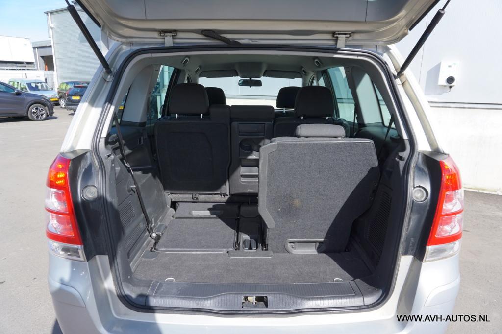 Opel Zafira 1.8 111 years edition, 7 - persoons!