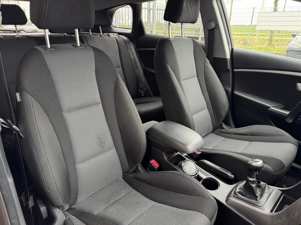 Hyundai I 30 wagon 1.6 gdi i-motion