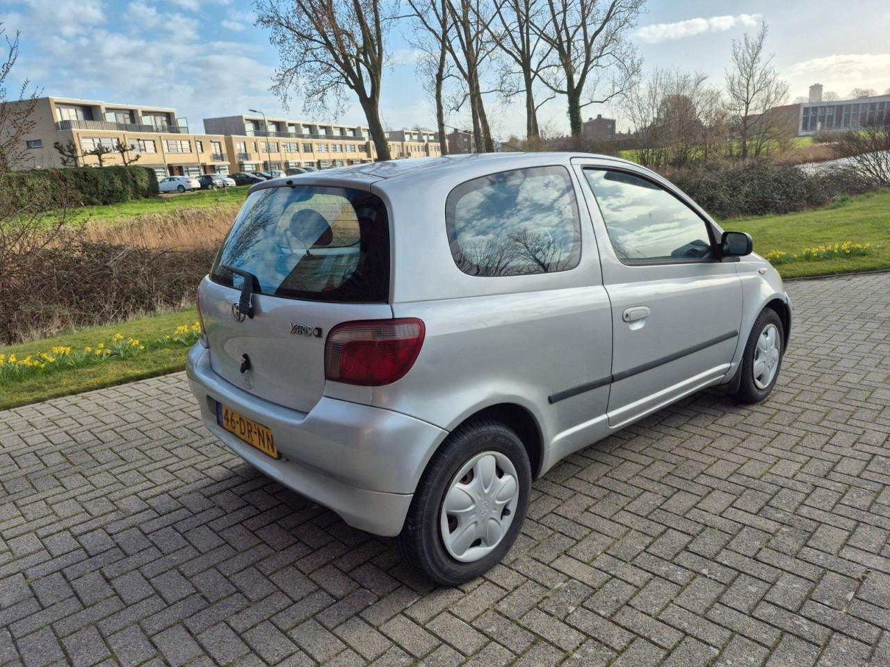 Toyota Yaris 1.0 Bouwjaar 1999 zuinig en betrouwbaar