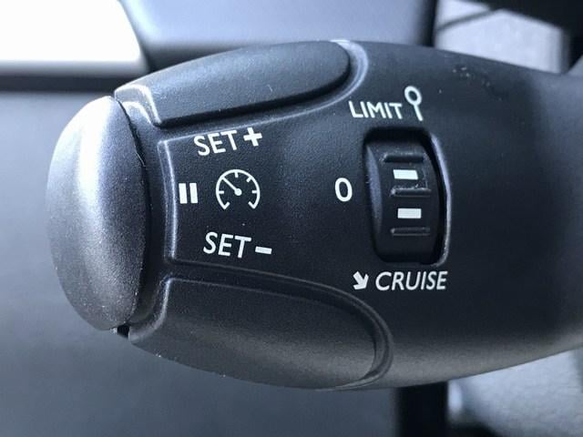 Peugeot 207 1.4 - v e r k o c h t