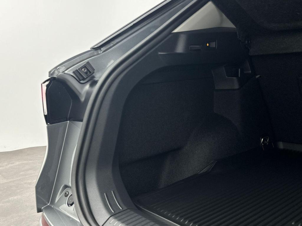 Volkswagen T-roc 1.5 etsi style first edition