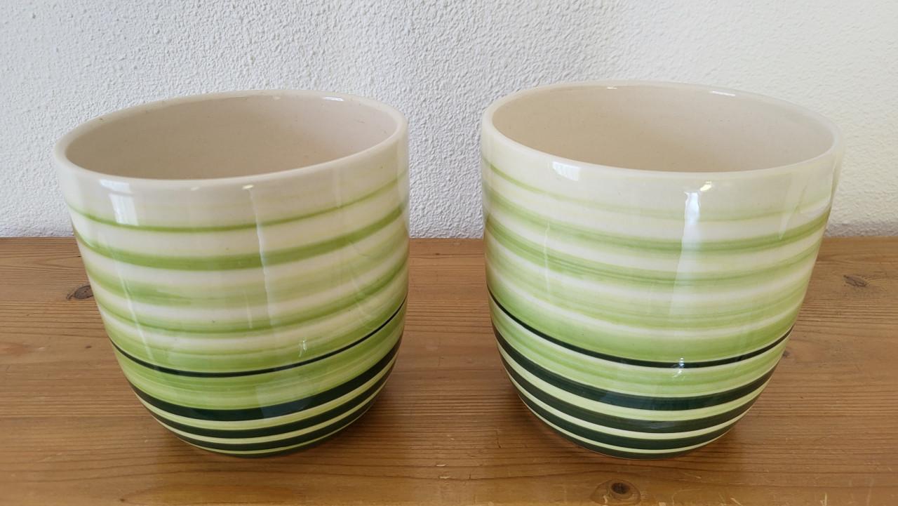 Set van 2 IKEA bloempotten