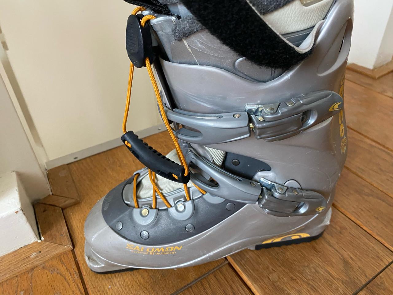 Skischoenen (maat 38/39)