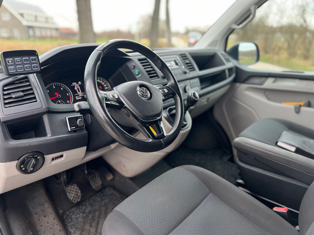 Volkswagen Transporter 2.0 tdi l2h1//kastinrichting//nap//euro6