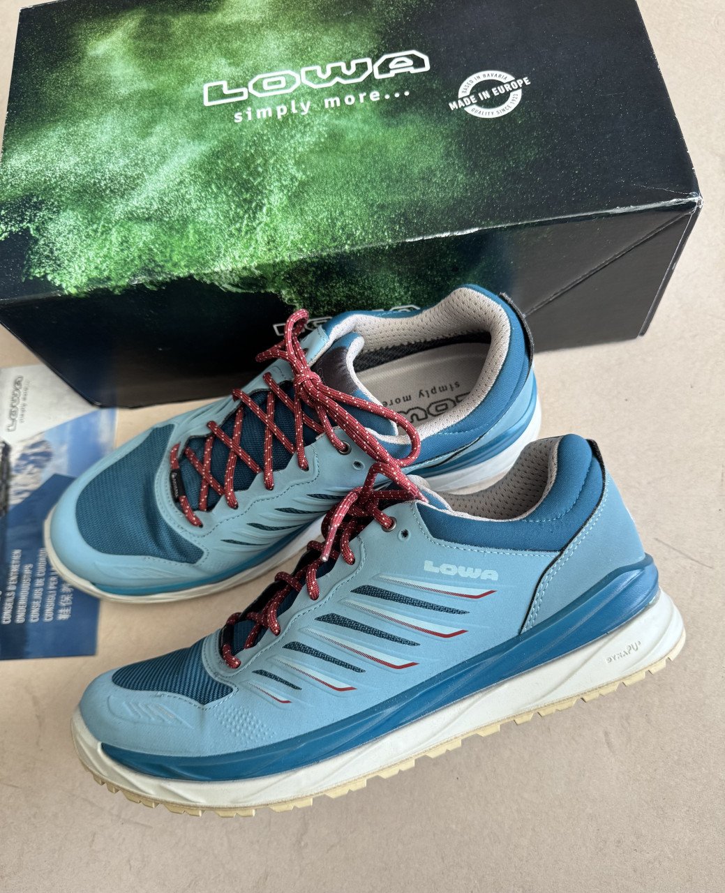 Lowa lage wandelschoen maat 41