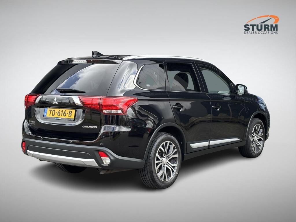 Mitsubishi Outlander 2.0 connect pro