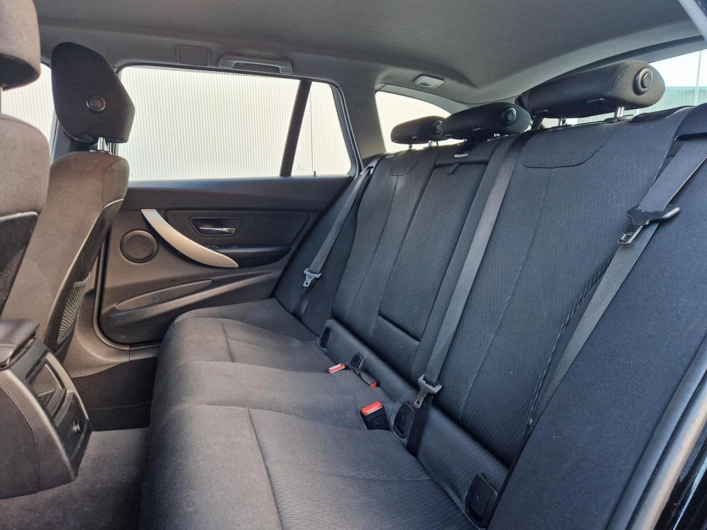 BMW 3-serie touring 320i corporate lease