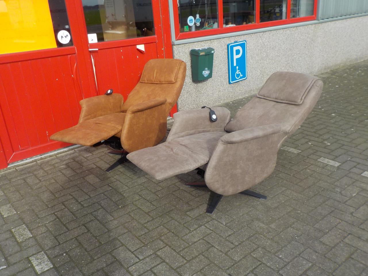 Nieuwe stoffen elektrische sta-op relax draai fauteuil met 2 motoren