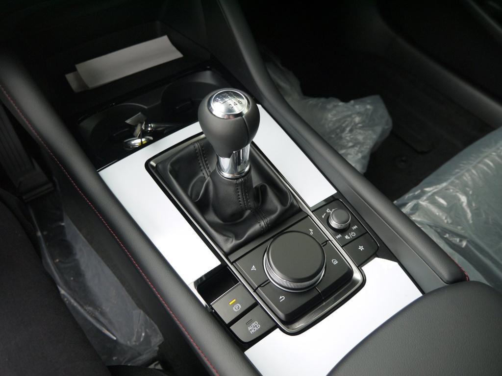 Mazda 3 2.0 e-skyactiv-x m hybrid 186 homura