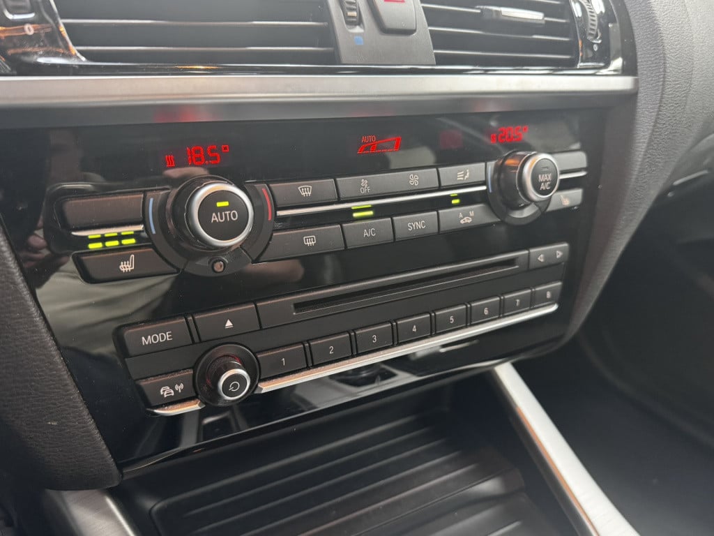 BMW X3 xdrive20i high executive | m-pakket | 19'' lmv | pano | camera