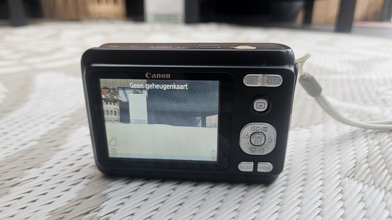 Canon PowerShot A480 - Compact Camera