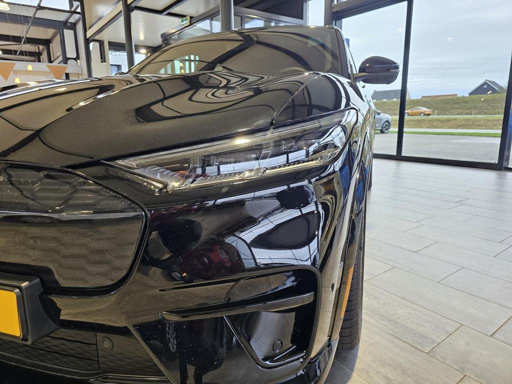 Ford Mustang Mach-e gt extended awd 98 kwh gt 487 pk awd