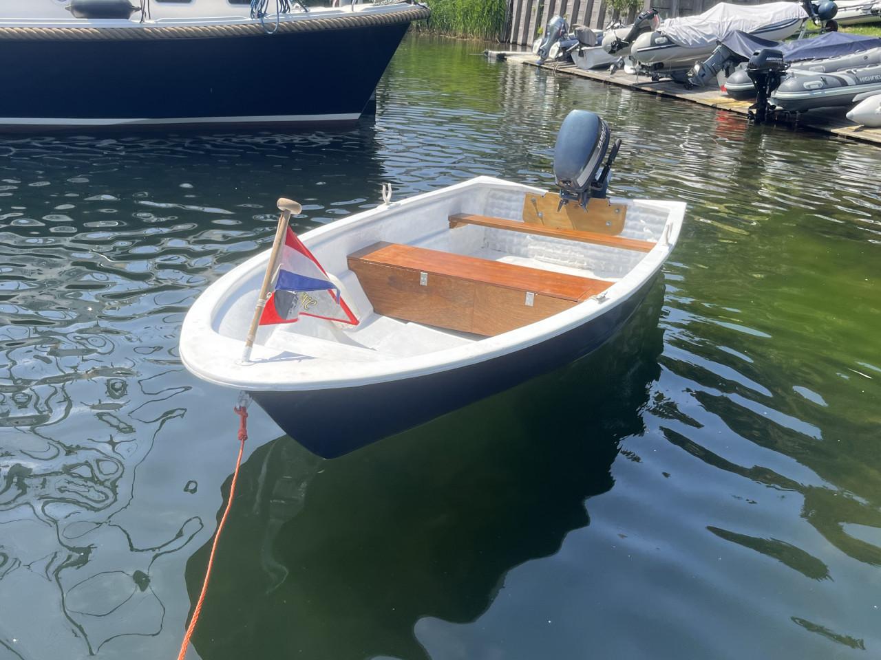 Polyesther bootje